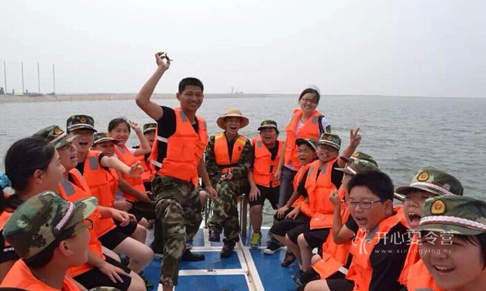 廣西軍事夏令營(yíng)