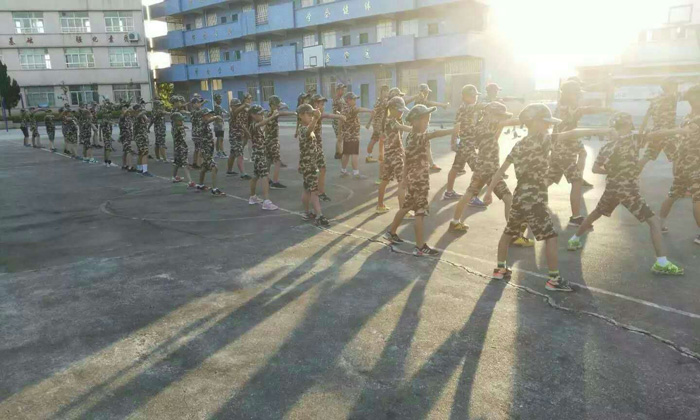 廣州夏令營住的房子長怎么樣