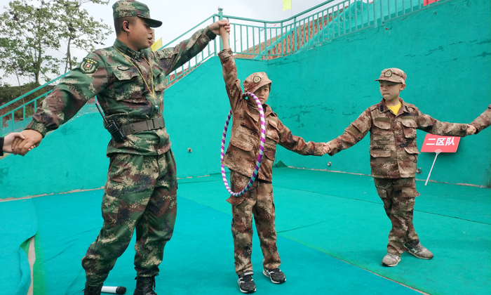 特色的套圈活動讓每個學(xué)員都能積極參與.jpg