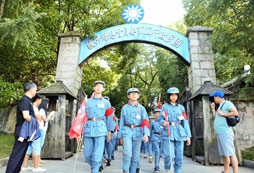 廣州夏令營帶領(lǐng)兒童踐行紅色教育