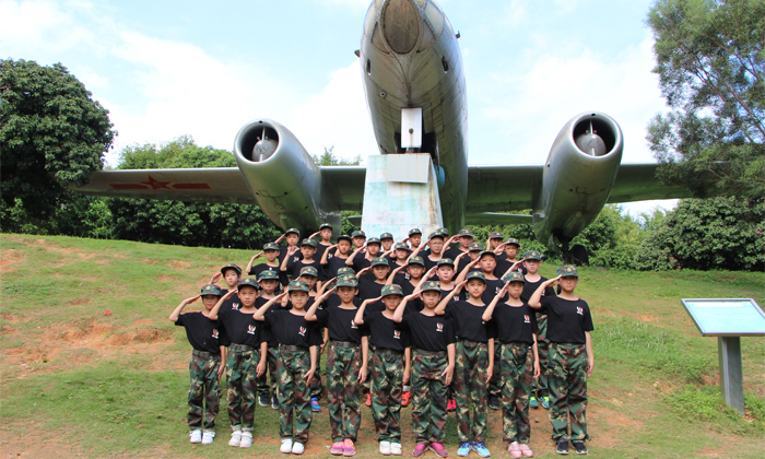 廣州軍事夏令營價(jià)格