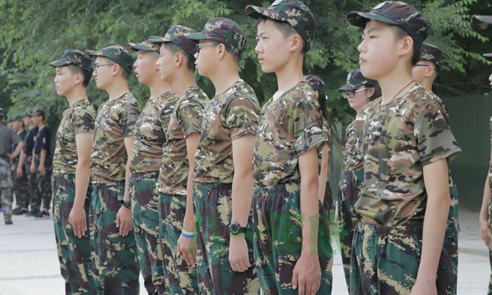 廣州軍事夏令營(yíng)