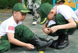 參加廣州軍事夏令營全面提高孩子的綜合素質(zhì)能力