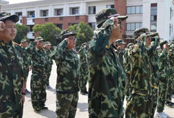 參加廣東軍旅夏令營留下永生難忘的回憶