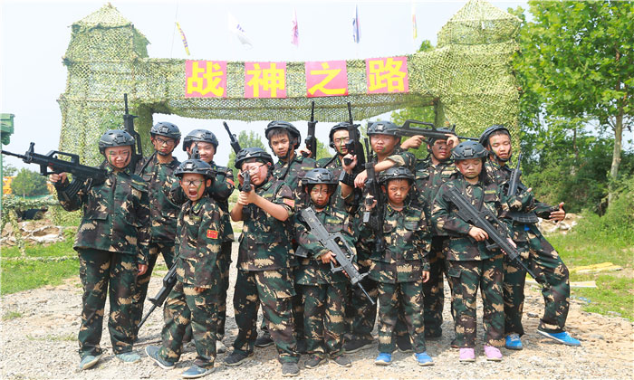 廣州中學生軍事夏令營