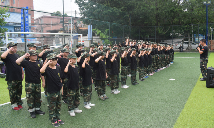 廣州有沒有暑期軍訓(xùn)夏令營