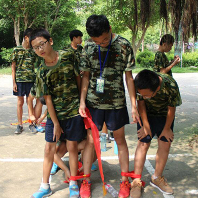 桂林軍事夏令營吹響起航號(hào)角