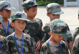 荔浦周邊夏令營哪個軍事夏令營適合中小學(xué)生？