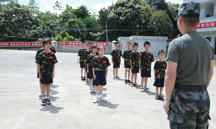 中小學(xué)生參加貴州素質(zhì)教育夏令營的好處有哪些？.jpg