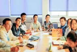 探索全球課堂：國際夏令營有哪些不容錯(cuò)過的精彩活動？
