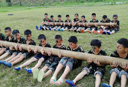 孩子參加國(guó)內(nèi)軍事夏令營(yíng)能收獲哪些好處