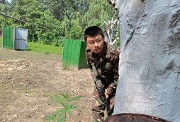 10歲的孩子能適應(yīng)國(guó)內(nèi)軍事夏令營(yíng)嗎？