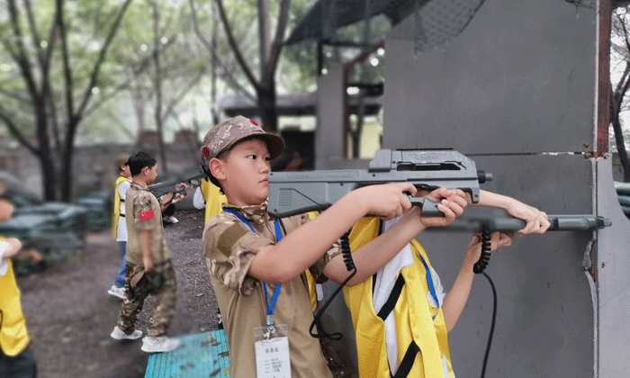 國內(nèi)有哪些好口碑軍事夏令營
