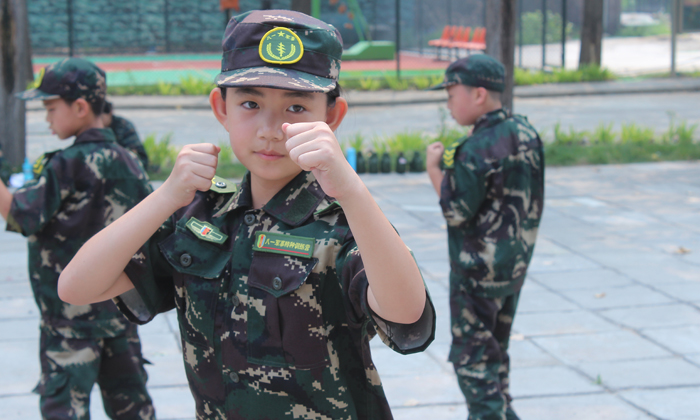 2022特種兵軍事訓(xùn)練14天夏令營.jpg