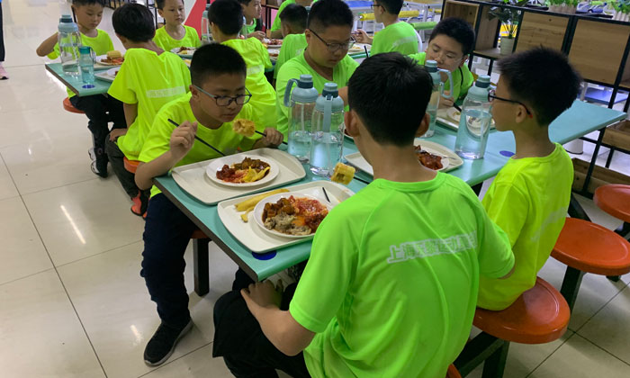 國內(nèi)口碑好的籃球訓練營
