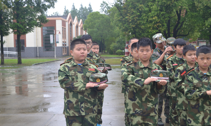 國(guó)內(nèi)哪家軍事夏令營(yíng)口碑好