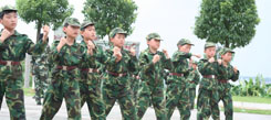 軍事夏令營帶你充實度過2015暑假