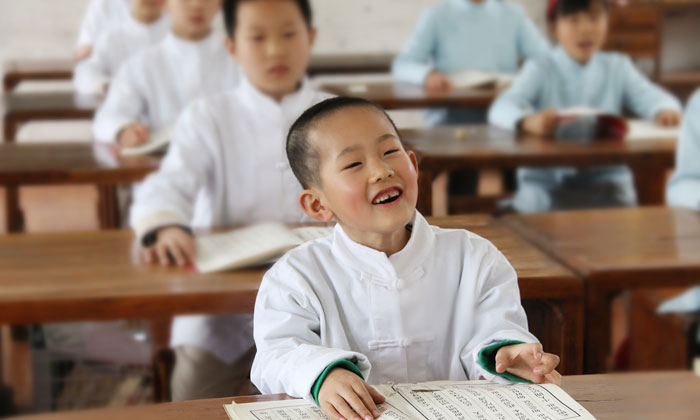 兒童國(guó)學(xué)夏令營(yíng)哪個(gè)好