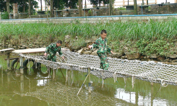 廣西南寧黃埔軍校夏令營(yíng)