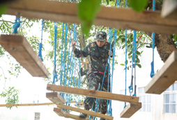 中學(xué)生參加廣西西點(diǎn)軍事夏令營的意義又是什么