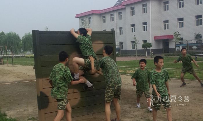哈爾濱夏令營軍訓