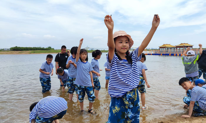 小學(xué)生海濱夏令營哪里有