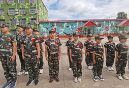 站軍姿