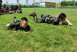 航圖軍事夏令營真的可以鍛煉孩子嗎？