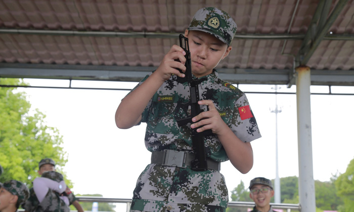 杭州軍訓(xùn)夏令營(yíng)哪家好