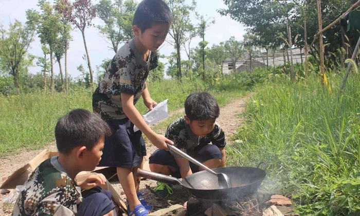 2018杭州生存挑戰(zhàn)夏令營(yíng)