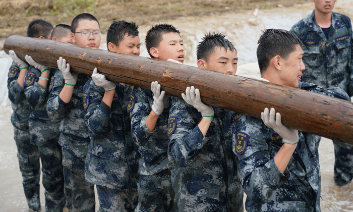 河北軍事夏令營(yíng)有什么特色活動(dòng)？.gif