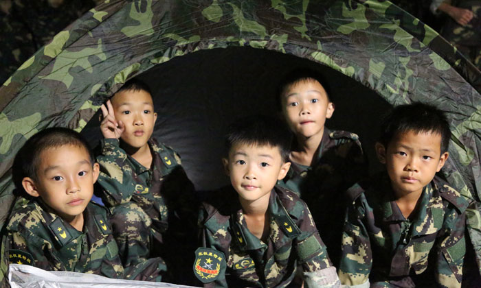 參加合肥市中學(xué)生軍事夏令營收獲不一樣的精彩