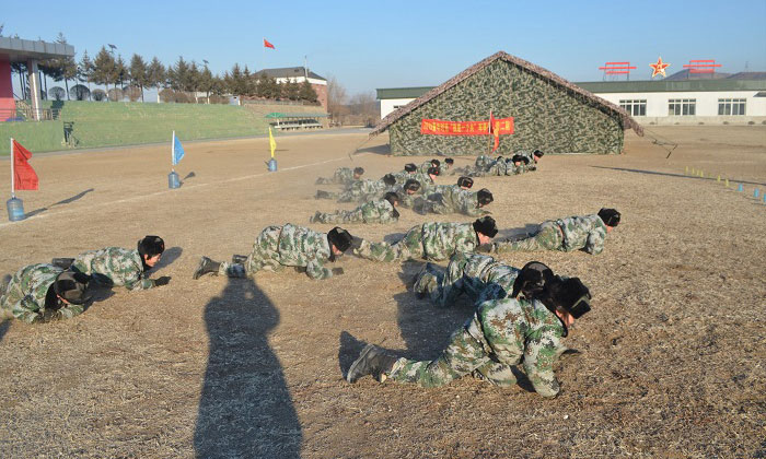 黑龍江暑期小學(xué)生軍訓(xùn)夏令營(yíng)