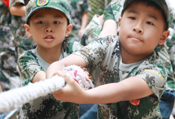參加黑龍江軍事拓展訓(xùn)練營(yíng)對(duì)于青少年有什么好處