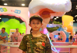 有適合女孩子參加的河南軍事夏令營(yíng)嗎？