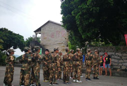 戶外軍事訓(xùn)練