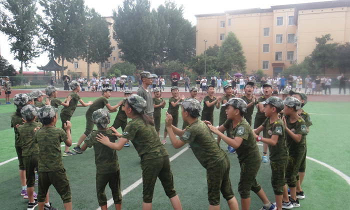 專門針對(duì)女孩子的軍事訓(xùn)練