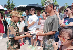 河南軍事夏令營為孩子樹立目標(biāo)