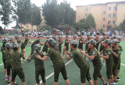 河南軍事夏令營(yíng)安全保障讓家長(zhǎng)放心