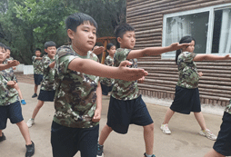 河南國(guó)防軍事夏令營(yíng)怎么樣？