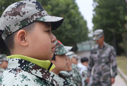 為什么選擇河南軍事夏令營(yíng)？
