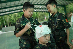 紅狼軍事夏令營對孩子有什么幫助？