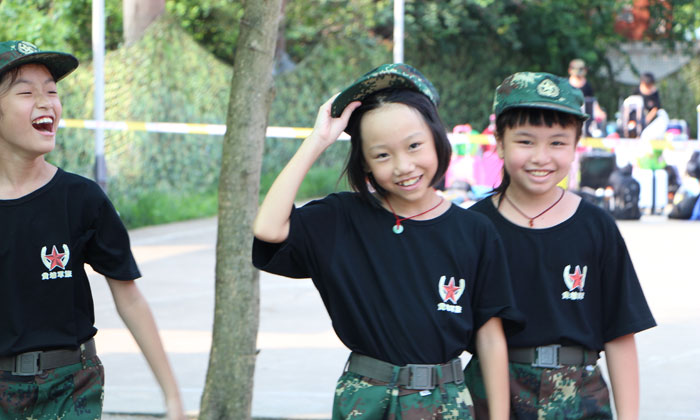 孩子們燦爛的笑容