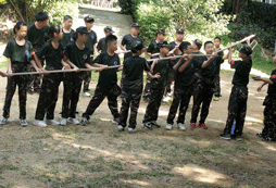 齊心協(xié)力