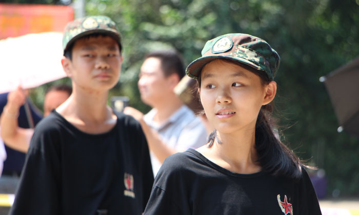 正在參加廣州黃埔軍旅夏令營的營員們
