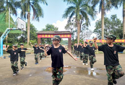 孩子們的軍隊(duì)生活