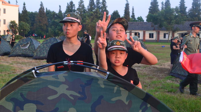 黃埔軍旅訓(xùn)練營(yíng)對(duì)孩子的成長(zhǎng)起到深遠(yuǎn)的作用