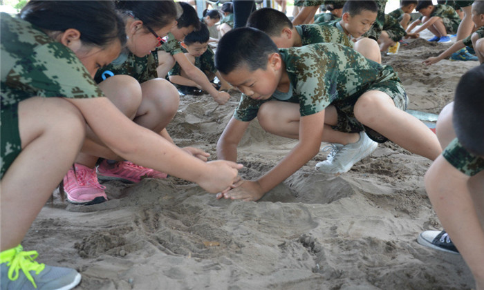 青少年參加黃埔軍旅學(xué)什么？