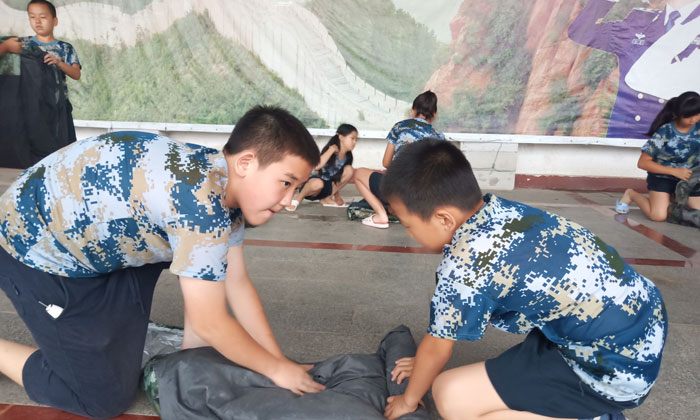 黃埔軍旅夏令營(yíng)青少年課程性價(jià)比高嗎？