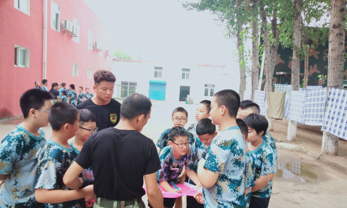 黃埔軍旅拓展?fàn)I能鍛煉孩子哪些方面？
